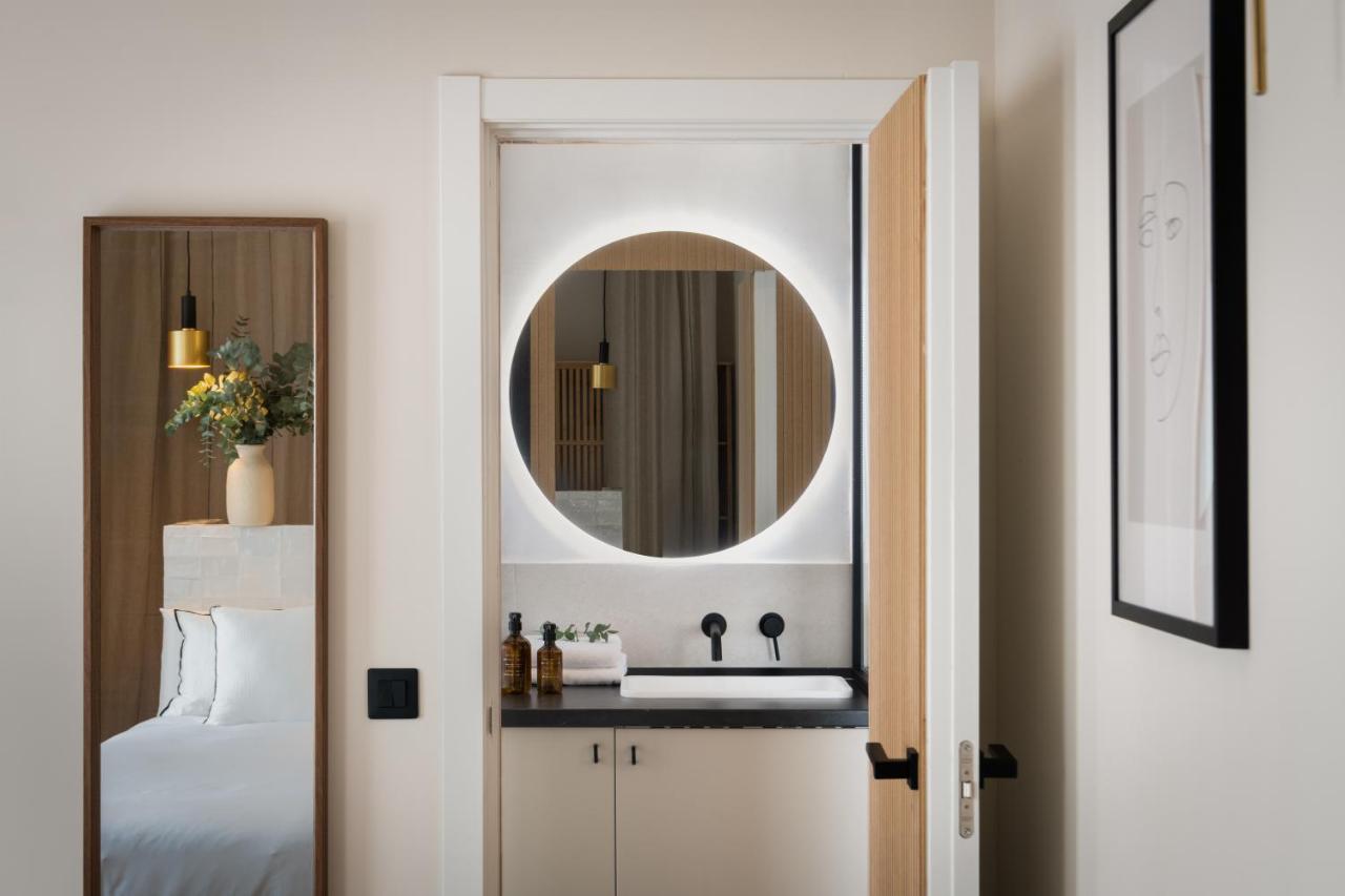 Magno Apartments Robles With Jacuzzi And Private Parking Seville Luaran gambar